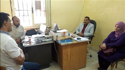 وكيل تضامن بني سويف يتابع تسليم كروت 