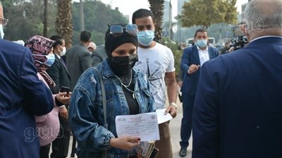 25 صورة ترصد تطبيق جامعة القاهرة قرار منع الطلاب غير المطعمين بلقاح كورونا من الدخول