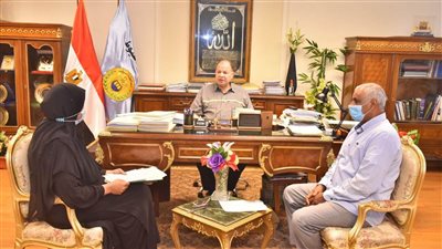 محافظ أسيوط يؤكد تقديم سبل الدعم الممكنة لذوي الاحتياجات الخاصة