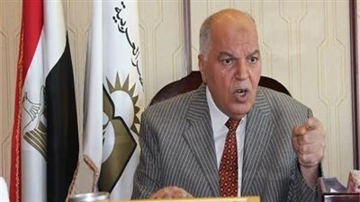 أسرة تقتحم مدرسة وتحتجز معلمة داخل أحد الفصول بالقليوبية