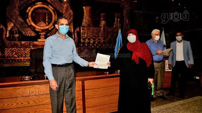 محافظ الغربية يسلم ٢٧ عقدًا لتقنين أراضي الدولة