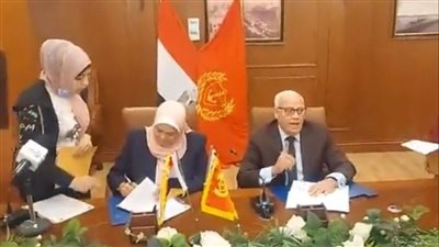 المصري يشكر محافظ بورسعيد بعد توقيع عقود إسناد إنشاء استاد النادي الجديد