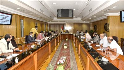 إجراء عدة سيناريوهات إدارة أزمات استعدادًا لمواجهة السيول بأسيوط