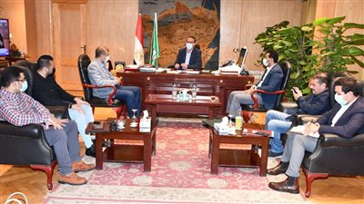 لجنة لدراسة استئناف تراخيص أعمال البناء بالفيوم