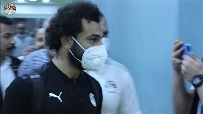 منتخب مصر يصل استاد برج العرب | صور