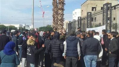احتجاجات بتونس للمطالبة بطرد مسئول إخواني من منصبه