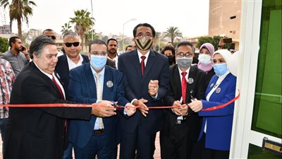 استقبال حافل للسفير الإندونيسي بجامعة قناة السويس | صور