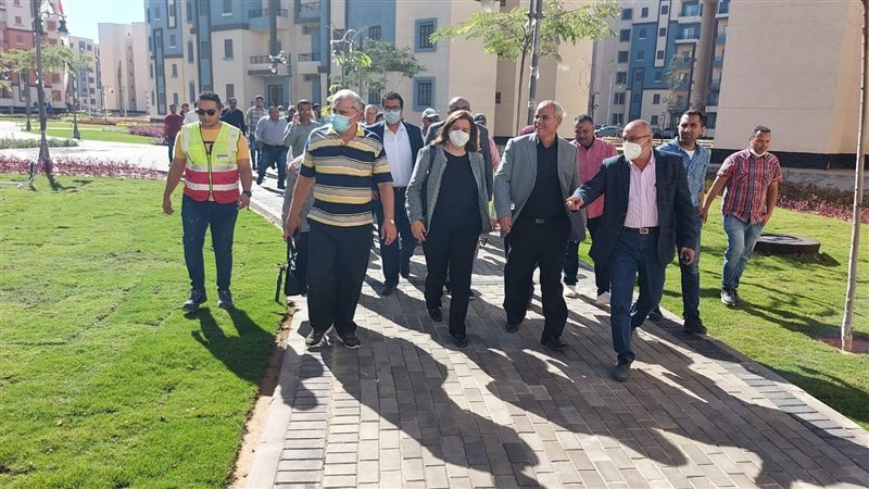 جولة رئيس صندوق الإسكان