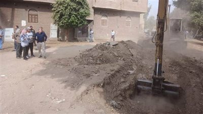 تروي 450 فدانا.. فتح ترعة بعد التعدي عليها وردمها بأبنوب في أسيوط