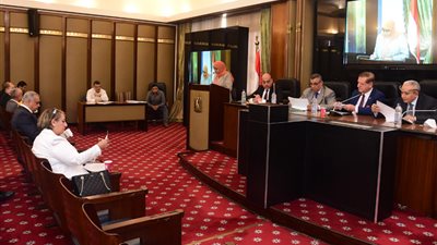  مسئول بالهيئة العامة للبترول: المديونيات وصلت 266 مليار جنيه