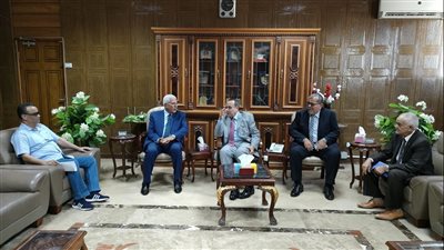 عبد الفضيل شوشة: الزراعة تأتي في مقدمة محاور التنمية على أرض سيناء