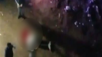 لحظة مقتل شاب على يد تاجر مخدرات في دمياط | فيديو