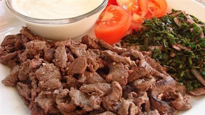 أكلة سريعة التحضير.. طريقة عمل شاورما اللحمة 