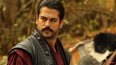 العقوبة تصل للحبس.. آخر تطورات قضية بوراك أوزيجيفت بطل مسلسل 