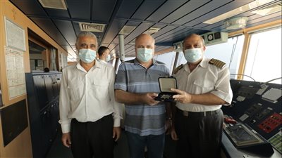 قناة السويس تشارك عملاءها الاحتفال بمرور 152 عاما على افتتاحها | صور