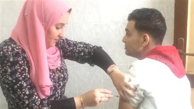 تطعيم طلاب الثانوية العامة والفنية ومدارس التمريض بلقاح كورونا في الدقهلية | صور 