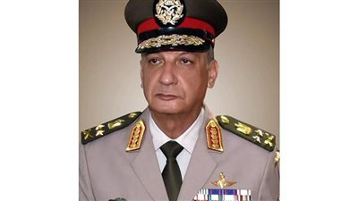 رسائل قوية من وزير الدفاع خلال افتتاح المعرض الدولي 