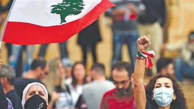 دبلوماسي عربي للبنانيين: وطنكم أوشك على الانهيار 