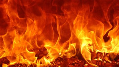 تفسير حلم النار في المنام وعلاقته بالتقصير في أداء الفرائض والعبادات