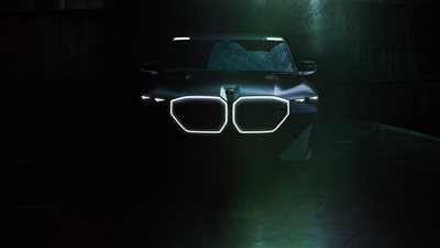 بمقدمة فاخرة وشباك مضيئة..BMW XM سيارة رياضية متعددة الاستخدامات بقوة 750 حصانا