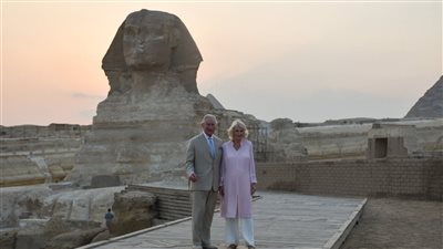 10 صور ترصد زيارة الأمير تشارلز وزوجته للأهرامات وبيت الرزاز