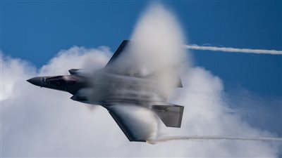 لحظة تحطم المقاتلة الأمريكية إف 35 | فيديو