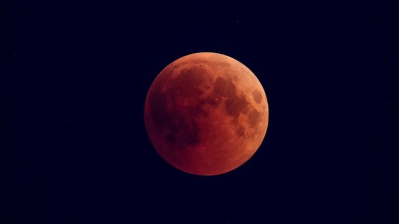 خسوف القمر