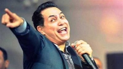 حقيقة تغير ملامح «حكيم» في أحدث صورة له