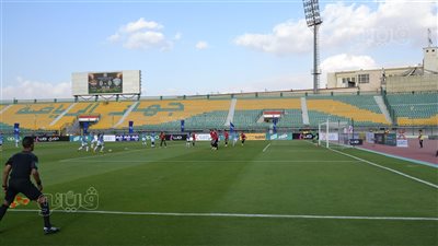 تعادل سلبي بين المحلة والجيش في الشوط الأول | صور 