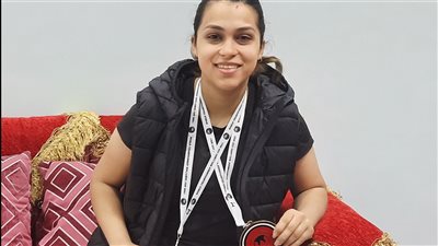 بعد فوزها ببطولة العالم للقوة البدنية.. حكاية البطلة آية سويلم ابنة الإسماعيلية | فيديو