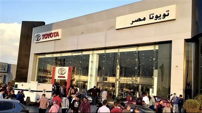 إقبال الجمهور على مقرات تويوتا لحجز سيارات بيلتا موديل 2022 |صور 