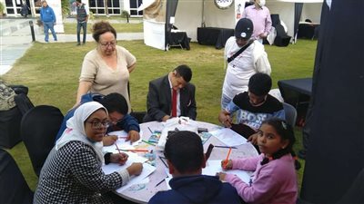 بالصور.. بدء ورشة الرسوم المخرجة عطية خيري بملتقى أولادنا