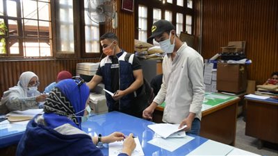 1153 طالبًا وطالبة تقدموا للترشح في انتخابات الاتحادات الطلابية بجامعة القاهرة