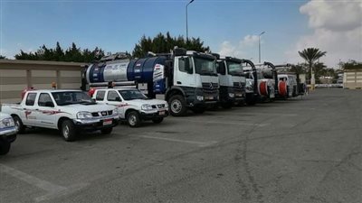 بعربات شفط المياه.. مطار القاهرة يعلن استعدادات مواجهة الطقس السيئ