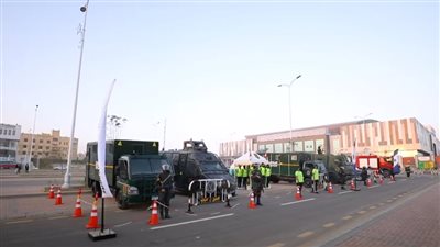 دوريات أمنية وارتكازات في الشوارع لتأمين المدارس والجامعات وتخفيف الازدحام 