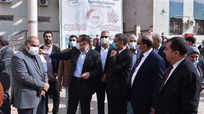 محافظ الشرقية يتفقد أعمال تطوير ورفع كفاءة مستشفي المعلمين بالزقازيق 