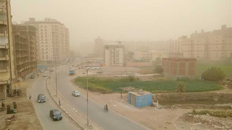 عاصفة ترابية