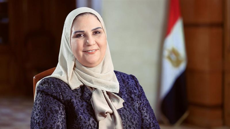 نيفين القباج وزيرة