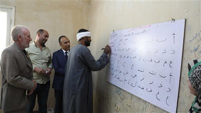 محافظ المنيا: نجاح مبادرة“بداية أمل” لمحو أمية أبناء قرى المحافظة