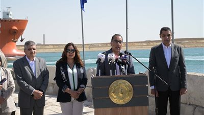 مدبولي: مجمع السويس الطبي هدية الرئيس السيسي لأهالي المحافظة 