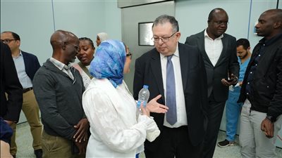  مستشفى قصر العيني يستقبل خبراء أجانب في مجال أورام البروستاتا