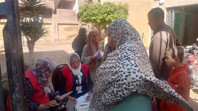 الكشف على ألف مواطن خلال قافلة طبية بقرية زاوية بلتان بالقليوبية