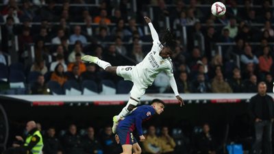 هدف ملغي لـ مبابي، تعادل سلبي بين ريال مدريد وبرشلونة بعد 30 دقيقة (صور)