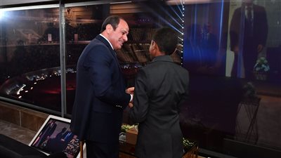 3 صور ترصد حضور السيسي احتفالية اتحاد القبائل العربية والعائلات المصرية 