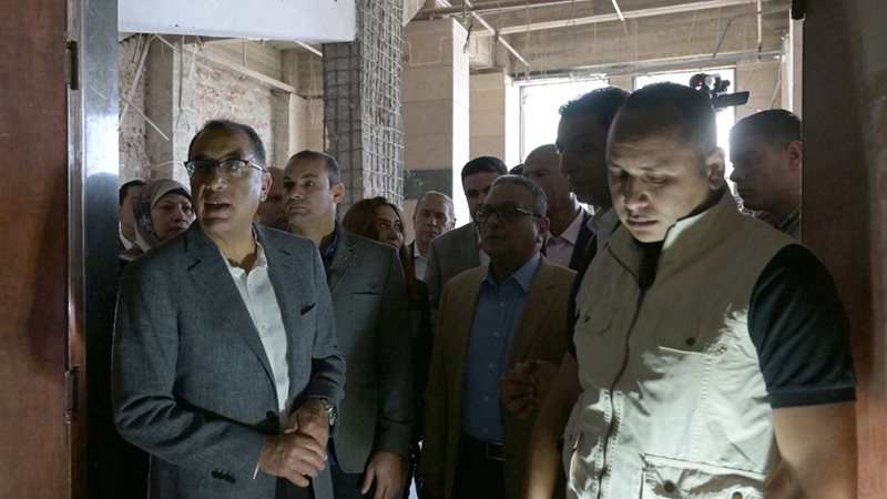 مصطفي مدبولي يتفقد