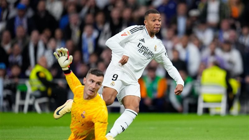 ريال مدريد وبرشلونة