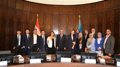 نائب جامعة الإسكندرية يستقبل وفد الأكاديمية الصينية للعلوم 