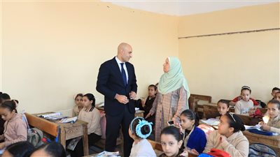 وزير التعليم يشيد بأداء معلمة رياضيات في البحيرة لهذا السبب 