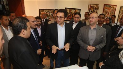 أحمد هنو ومحافظ بني سويف يتفقدان قصر ثقافة المدينة والسينما الصيفية