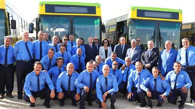 وزيرة التنمية المحلية ومحافظ القاهرة يتفقدان اصطفاف أتوبيسات النقل العام